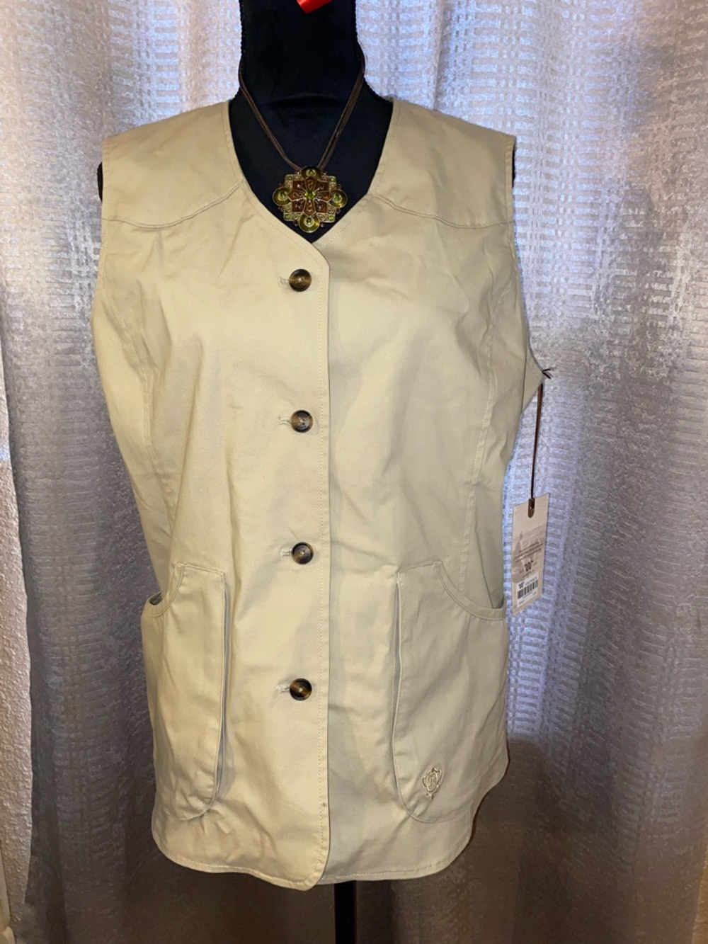 NWT King Ranch Saddle Shop Women’s Canvas Shooting Vest - Tan - Size L (Fits XL)
